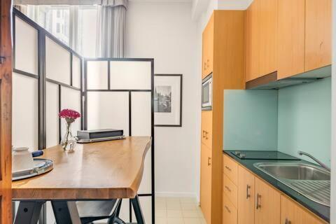 Roma Studio Apartment In Collins Street Melbourne City Exterior foto